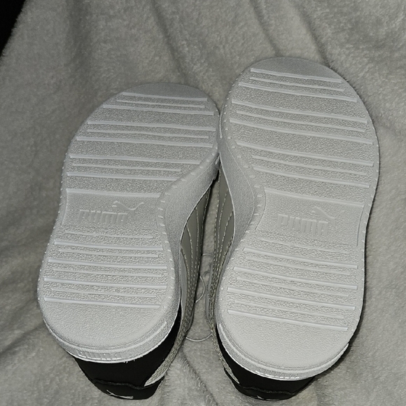 Puma Kids Black White Gray Court Sneakers Casual Sporty Low-Top Design Size 11 - Picture 10 of 10